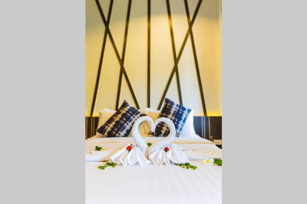 Honeybee Pool Villa Smooth As Silk Ao Nang Exterior foto